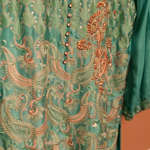 Aga Noor small silk shirt - Picture 4 of 5